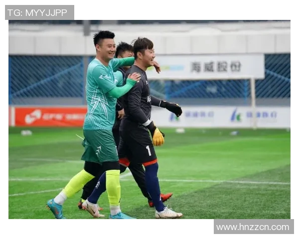 新英格兰队与白帽队激战正酣谁能在这场对决中笑到最后 新英格兰队与白帽队激战正酣谁能在这场对决中笑到最后