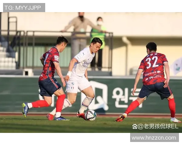 浦项制铁与光州的激烈对决揭示了韩国足球的竞争魅力与战术智慧