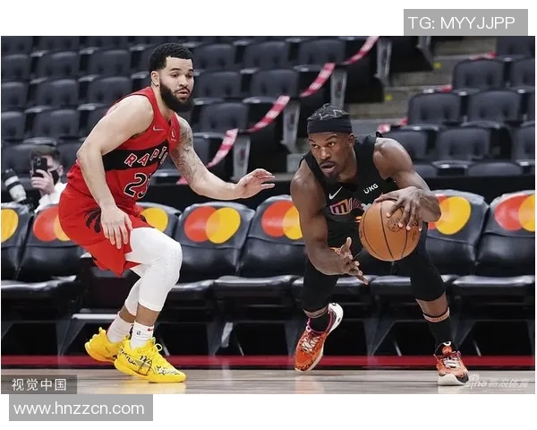 热火与猛龙首场对决精彩回顾球员表现与战术分析全景呈现 热火与猛龙首场对决精彩回顾球员表现与战术分析全景呈现